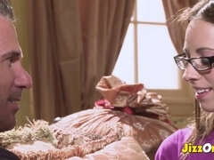 Брюнетки, Семяизвержение, Тату, Сиськи