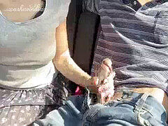 Enthousiasteling, Sperma shot, Vingeren, Handbeurt, Huisgemaakt, Indisch, Buiten, Openbaar