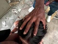 Une Gothique Trompe Son Mec Et Se Fait Defoncer Par Deux Black Pour Avoir Squatter Leur Propriete !!