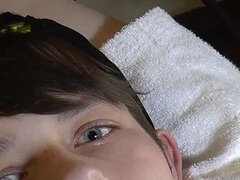 18, 사정 샷, 핸드잡, 청소년