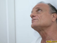 Salle de bains, Chambre à dormir, Gros seins, Plantureuse, Hard, Mère que j'aimerais baiser, Chatte, Nénés