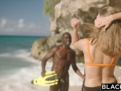 Plage, Sucer une bite, Queue, Interracial, Léchez, Piscine, Chatte, Maigrichonne