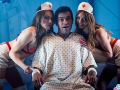 18 χρονον, Μεγάλος κώλος, Μεγάλα βυζιά, Θηλυκό θηλυκό αρσενικό, Κιλωτάκια, Κοκκαλιάρης, Καλσόν, Έφηβος