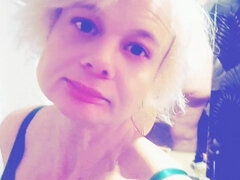 Amaterji, Velika rit, Spodnje perilo, Milf, Solo