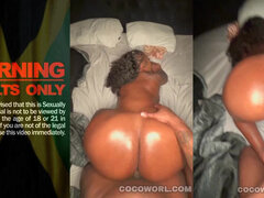 Amatőr, Hatalmas hátsó, Cumizás, Ondó fröcskölés, Ébenfekete, Házi készítésű, Fehérnemű