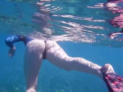 Amateur, Blonde, Doigter, Petite amie, Orgasme, De plein air, Public, Mouillée