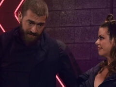 Stor rumpe, Stor kukk, Brunette, Dype svelg, Bakfra, Fitte, Suging, Pupper