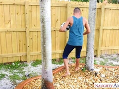 Americkej, Veľké kozy, Blondína, Vlasatej, Dospelé, Milf  mčbp, Vonku, Kozičky