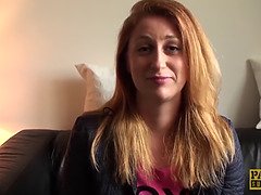 Stor kukk, Kukk suging, Britisk, Fetisj, Milf, Naturlige bryster