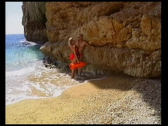 Anál, Lízaní zadků, Velké péro, Kuřba, Stříkání spermatu, Venku, Kozičky, Zastaralé