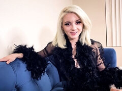 Ξανθιά, Μαλακία με το δάχτυλο για γυναίκες, Gaping, Αυνανισμός, Μόνος, Τατουάζ, Έφηβος, Παιχνίδια