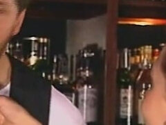 Grosse bite, Gros seins, Sucer une bite, Éjaculer dans la bouche, Tir de sperme, Européenne, Jarretelles