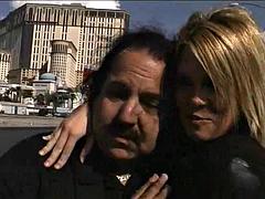 Bionda, Pompino, Gruppo, Gemelli