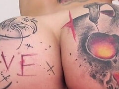 Amatööri, Anaali, Iso perse, Isot tissit, Suihinotto, Spermaa suussa, Itsetyydytys, Transu