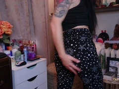 Amateur, Brunette brune, Européenne, Pétant, Mère que j'aimerais baiser, Solo