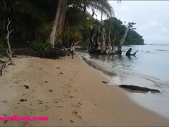 HD Thai teen Beach day outdoor giving deep throat throatpie