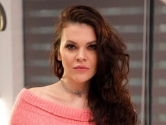 Analny, Tyłek, Duży tyłek, Obciąganie, Brunetka, Styl na pieska, Mamuśka, Tatuaż