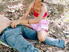 Indian woman from Andhra gets down in a wild sex video