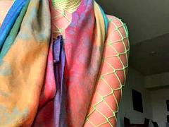 Kisbaba, Láb, Fétis, Egyedül