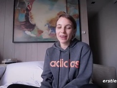 In den arsch, Frau, Deutsch, Hardcore, Hd, Lesbisch, Masturbation, Natürlichen titten