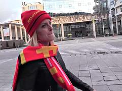 Store bryster, Blondine, Pik sutte, Tysk, Slikning, Ældre kvinde, Mor jeg gerne vil kneppe, Bryster