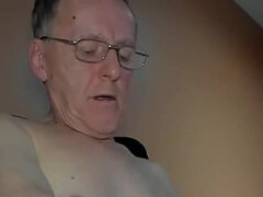 Amatőr, Monumentális dákó, Ondó fröcskölés, Apu, Fétis, Maszti, Érett koros, Egyedül