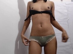 Ázsiai, Mocskos duma, Ujjazás, Maszti, Filigrán alkatú, Nuni, Harisnya, Tini