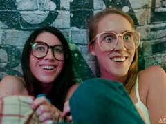 Cul, Doigter, Embrassement, Léchez, Chatte, Dénudage, Adolescente, Plan cul à trois