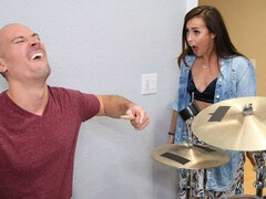 Anilíngua, Bundão, Boquete, Punheta, Hardcore, Latina, Lambendo, Mãe gostosa