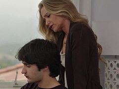 Blond, Pijpbeurt, Rijpe lesbienne, Moeder die ik wil neuken, Geschoren, Mager, Stiefmoeder, Tieten likken
