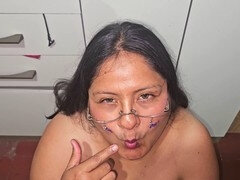 Wohlbeleibte schöne frauen, Sperma im mund, Latina, Milf