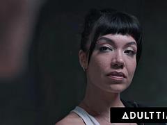 Dobbel penetrering, Fisting, Gruppesex, Hardcore, Milf, Realitet