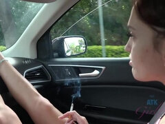 Brunette, Give finger, Latinsk, Nøgen, Orgasme, Pov, Mager, Ryger