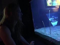 Amateur, Playa, Rubia, Penetracion con dedos, Peludo, Pov, Público, Coño