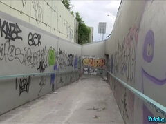 Amatør, Blondine, Pik sutte, Udendørs, Pov, Offentlig