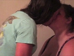 Americano, Gorda, Culo grande, Mamada, Gordita, Gorda, Humillación, Medias largas