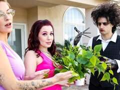 Jessica Ryan and Annie King are enjoying this shared young boyfriend