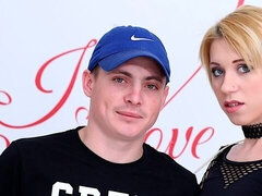 Измена, Рогоносцы, Межрасовый секс, Натуральные сиськи, Бритые, Тощие, Тату, Сиськи