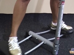 Большие сиськи, Минет, Глубокая глотка, Спортзал, Лизание, Мастурбация, Натуральные сиськи, Молоденькие