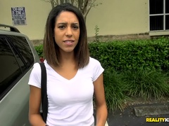 금발의, 깊은목구멍, 가죽, 수음, 조그마한, 보지, 현실, 장난감들