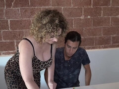 Grote kont, Grote mammen, Pijpbeurt, Hd, Rijpe lesbienne, Moeder die ik wil neuken, Spaans, Stiefmoeder