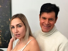 Peitos grandes, Boquete, Transar de quatro, Punheta, Beijar, Mãe gostosa, Melharucos naturais