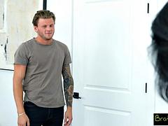 Grote lul, Pijpbeurt, Bruinharig, Sperma shot, Handbeurt, Likken, Masturbatie, Tieten likken