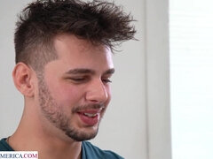 18, Amatør, Brunette, Sædskud, Pik, Komme på ansigtet, Teenager, Bryster