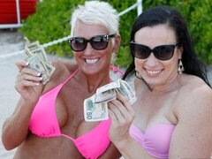 Camera da letto, Culo grosso, Grande cazzo, Da dietro, Tette naturali, Ragazza, Terzetto, Tette