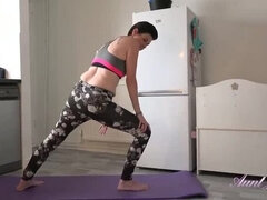 Petite Redhead MILF Scarlet Masturbates in Yoga Pants - Homemade Amateur Workout