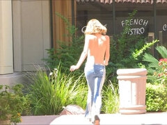 En gros plan de très près, Dansant, Extrême, Massage, Masturbation, Orgasme, Solo, Gicler