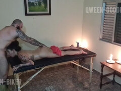 Amatør, Store pupper, Kukk suging, Sæd i munnen, Massasje, Tattovering