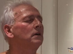 Blond, Kukk suging, Dype svelg, Kyssing, Naturlige bryster, Tenåring