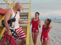 Duży kutas, Obciąganie, Brunetka, Wytrysk, Pornstars, Ostro, Trójkąt, Cycki